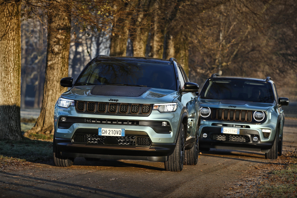 Jeep, presenta le nuove Renegade e Compass e-Hybrid Jeep, presenta le nuove Renegade e Compass e-Hybrid