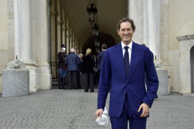 Exor, Elkann “si fa l’abito” Zegna. La holding investe nella maison al Nyse