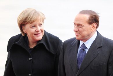 Berlusconi ancora in campo, fuori Merkel e Sarkozy: la profezia di Montanelli