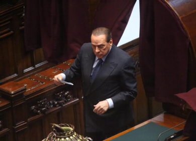 Quirinale, Berlusconi: “Ho i numeri, ma rinuncio. Draghi resti premier”