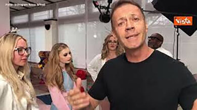 Rocco Siffredi si candida al Quirinale. Il video sui social. VIDEO