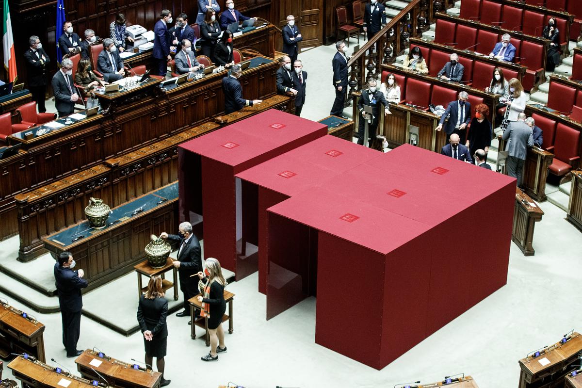 Quirinale elezioni 2022, il voto in diretta: tutte le ultime notizie Quirinale elezioni 2022, il voto in diretta: tutte le ultime notizie