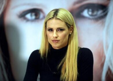 Michelle Hunziker compie 45 anni, 15 di impegno per le donne