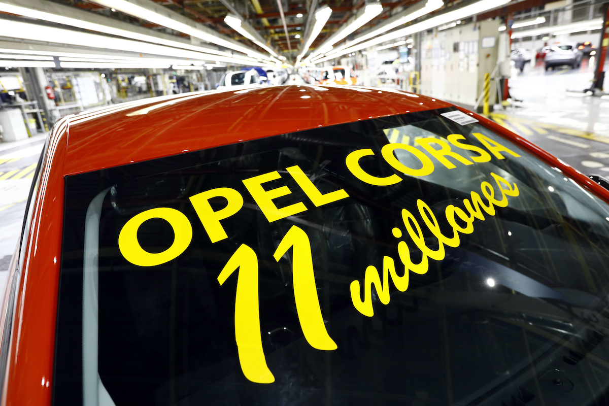 Opel, prodotte 11 milioni di Corsa