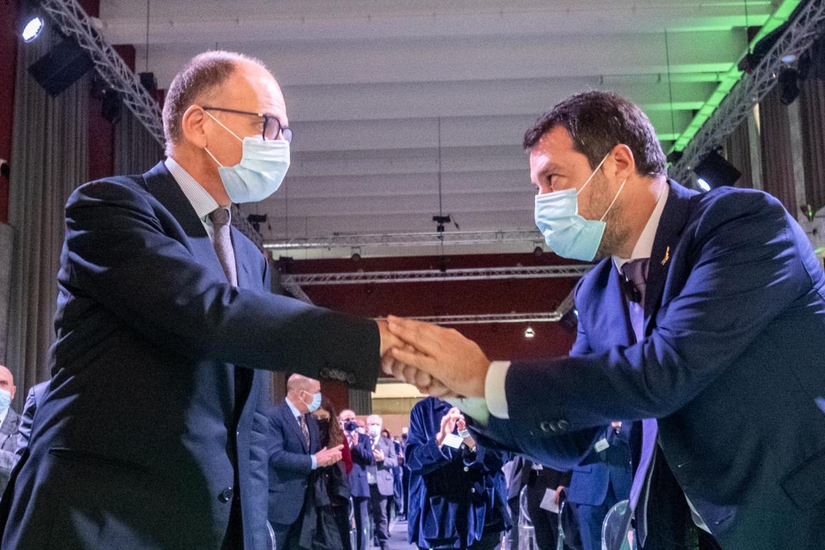 Quirinale, Conte fa a Salvini un nome di cdx. Frattini “filo russo”, furia Pd Quirinale, Conte fa a Salvini un nome di cdx. Frattini “filo russo”, furia Pd