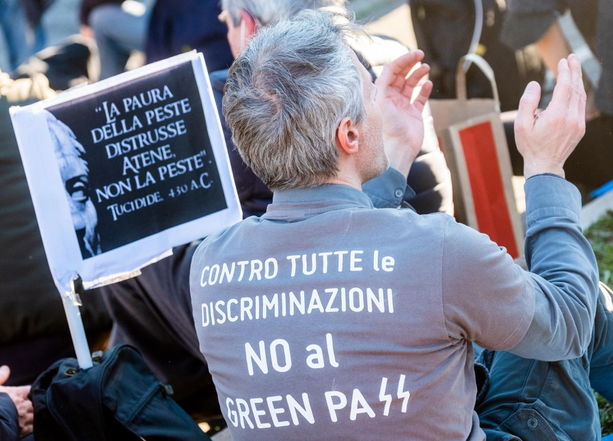 Vaccini, l’obbligatorietà per over 50 non ha spaventato. Solo il 15% ha ceduto