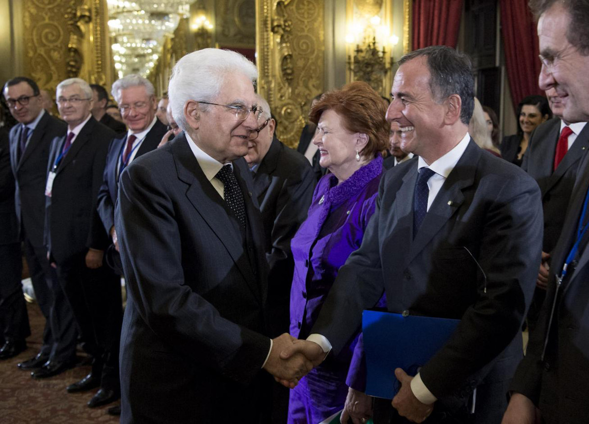 Quirinale, Conte fa a Salvini un nome di cdx. Frattini “filo russo”, furia Pd Quirinale, Conte fa a Salvini un nome di cdx. Frattini “filo russo”, furia Pd