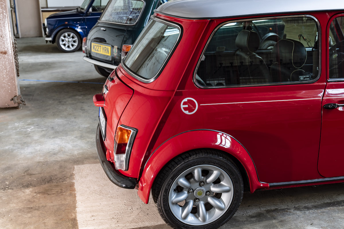 Mini classica si converte all’elettrico Mini classica si converte all’elettrico