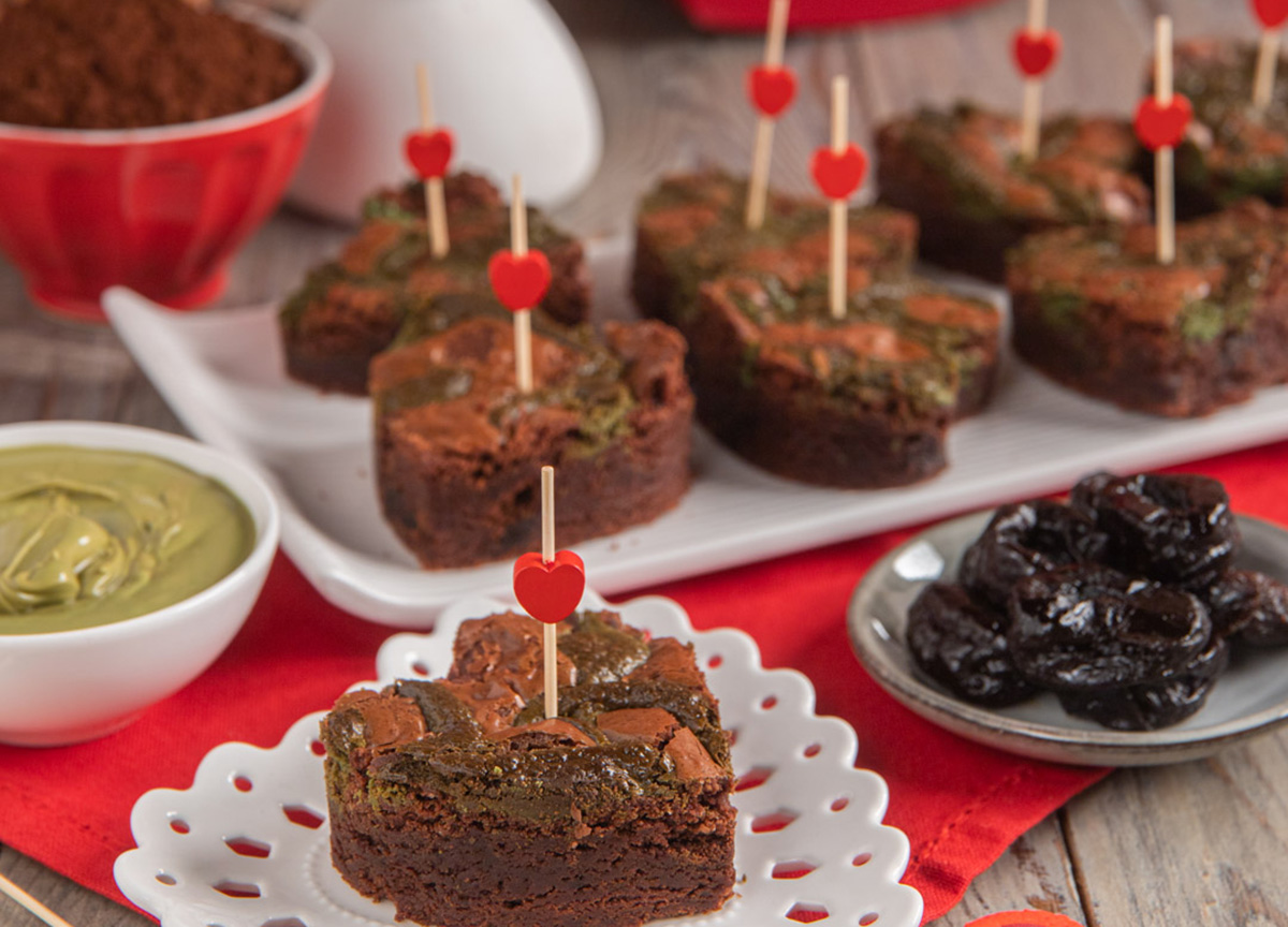 San Valentino, il dolce perfetto? I brownies romantici: 3 idee per decorarli