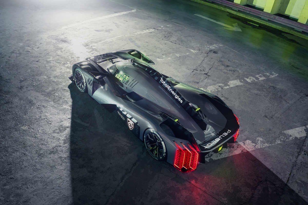 PEUGEOT 9X8 si aggiudica il «Gran Premio della più bella Hypercar dell’anno»