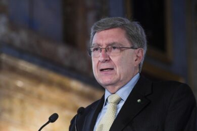 Pnrr, allarme rincaro dei prezzi. Giovannini: “Possibile revisione nel 2022”