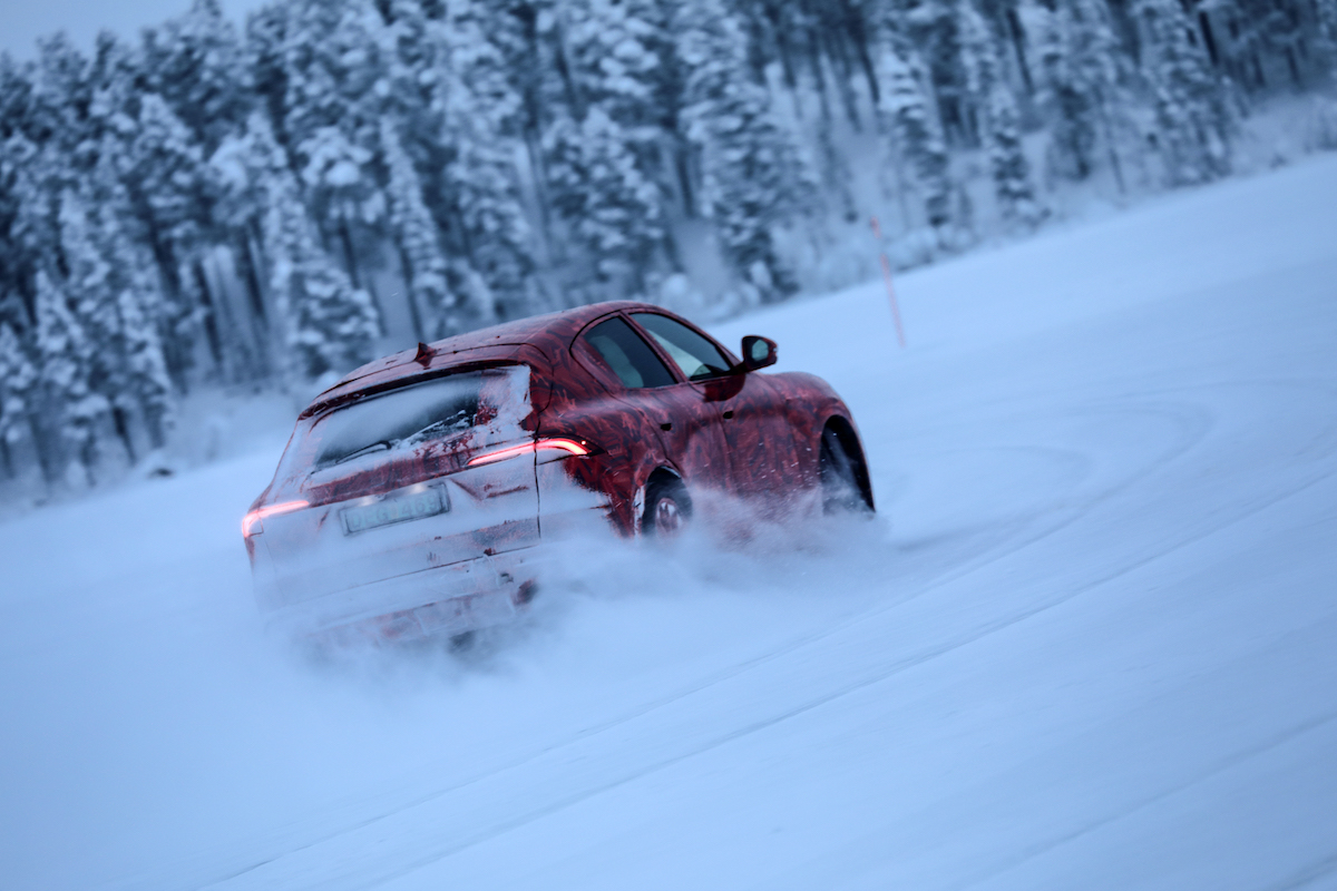 Maserati Grecale, ultimi test estremi nelle radure svedesi