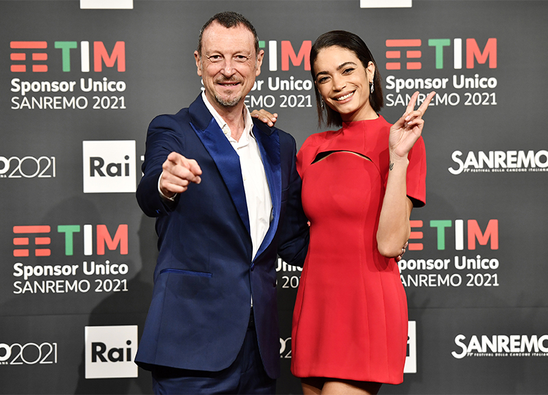 Elodie si confessa: “Ho una sindrome dell’abbandono grande quanto me”