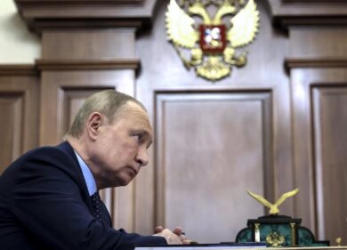 Russia, Putin vede le imprese italiane. Furia Bruxelles: “Inopportuno”