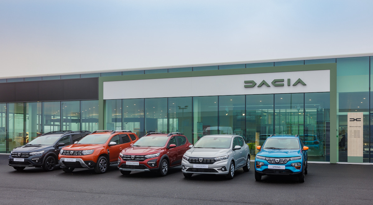 Dacia segna una nuova tappa nella storia di successo della Marca. Dacia segna una nuova tappa nella storia di successo della Marca.