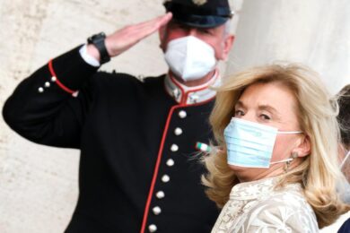 Quirinale, Salvini-Conte: “Una donna”. Belloni? No Renzi-FI. E il Pd…