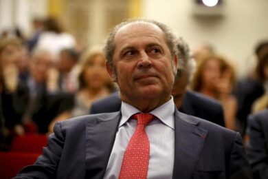 Generali, spunta il terzo incomodo. Assogestioni prepara la terza lista