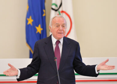 Inchiesta Moby, le email Onorato-Gianni Letta. Richieste su Unicredit, Cdp e..