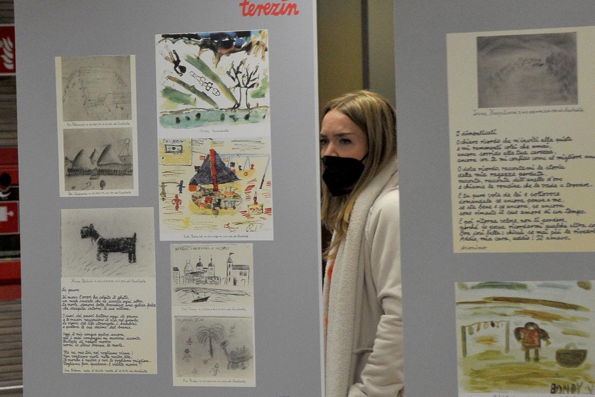 SEA, a Linate la mostra “I disegni dei bambini di Terezín” SEA, a Linate la mostra “I disegni dei bambini di Terezín”