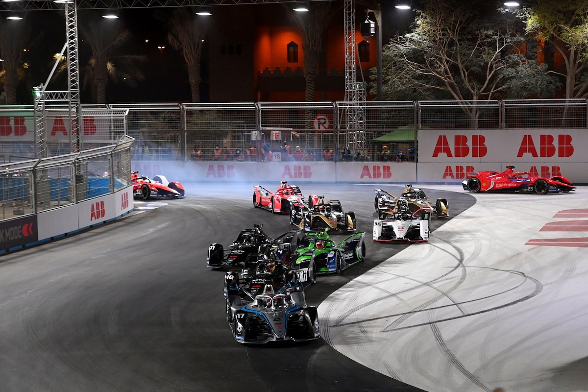 Formula E, Mortara si aggiudica la seconda gara Formula E, Mortara si aggiudica la seconda gara