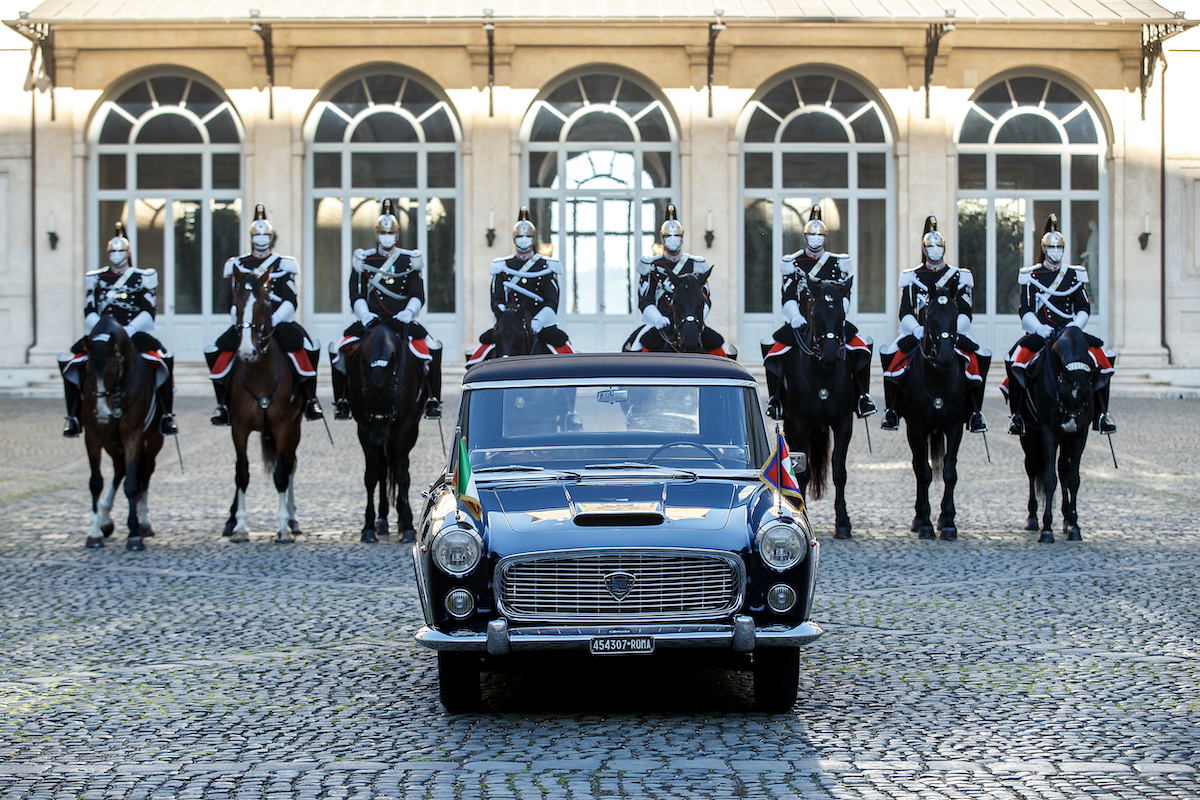 La Lancia Flaminia attente il Presidente Mattarella