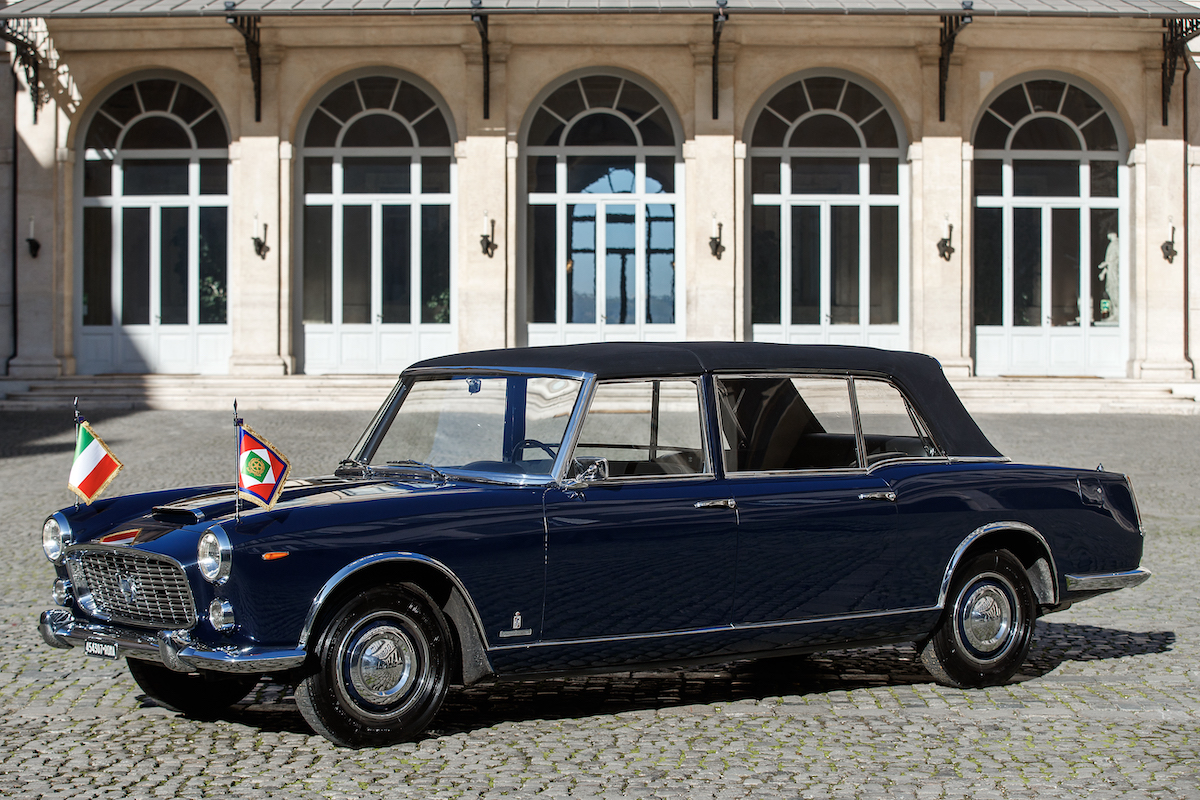 La Lancia Flaminia attente il Presidente Mattarella