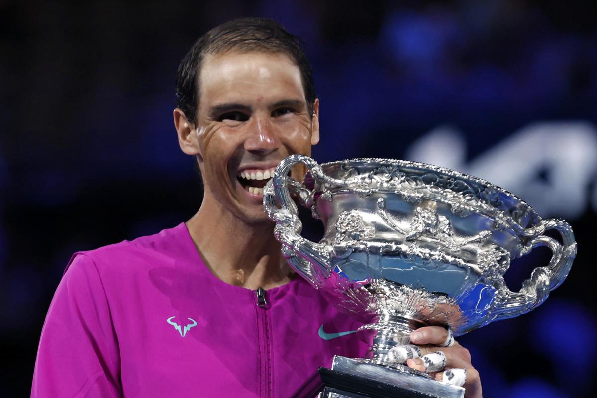 Australian Open, Nadal leggendario: 21° Slam. Complimenti da Federer-Djokovic