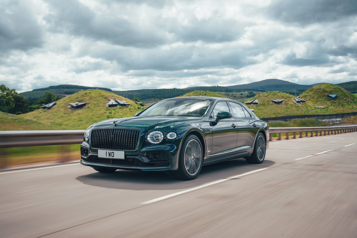 Bentley: debutta la Flying Spur Hybrid Bentley: debutta la Flying Spur Hybrid