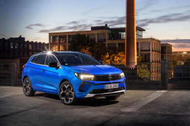 Opel: il sistema Night Vision con telecamera debutta sul nuovo Grandland
