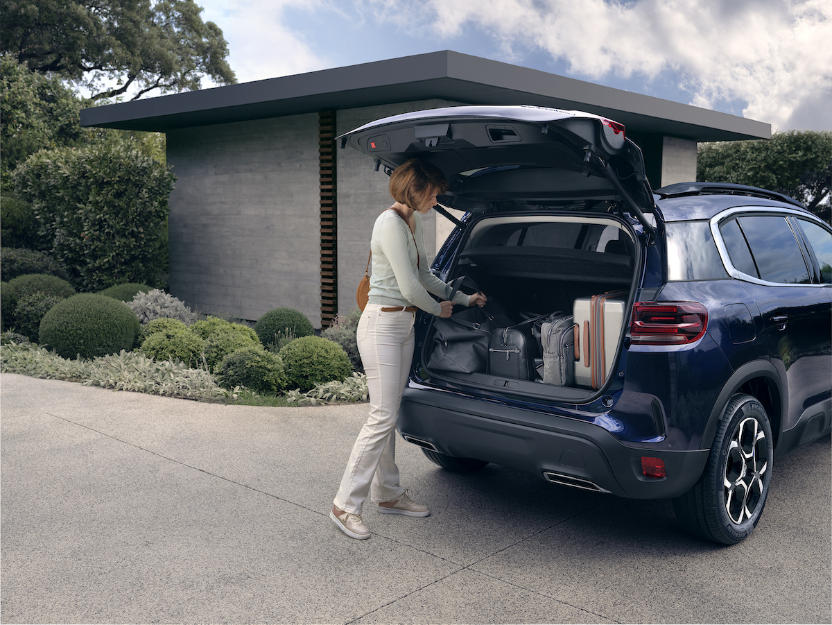 Nuovo SUV Citroën C5 Aircross può essere ordinato in Italia.