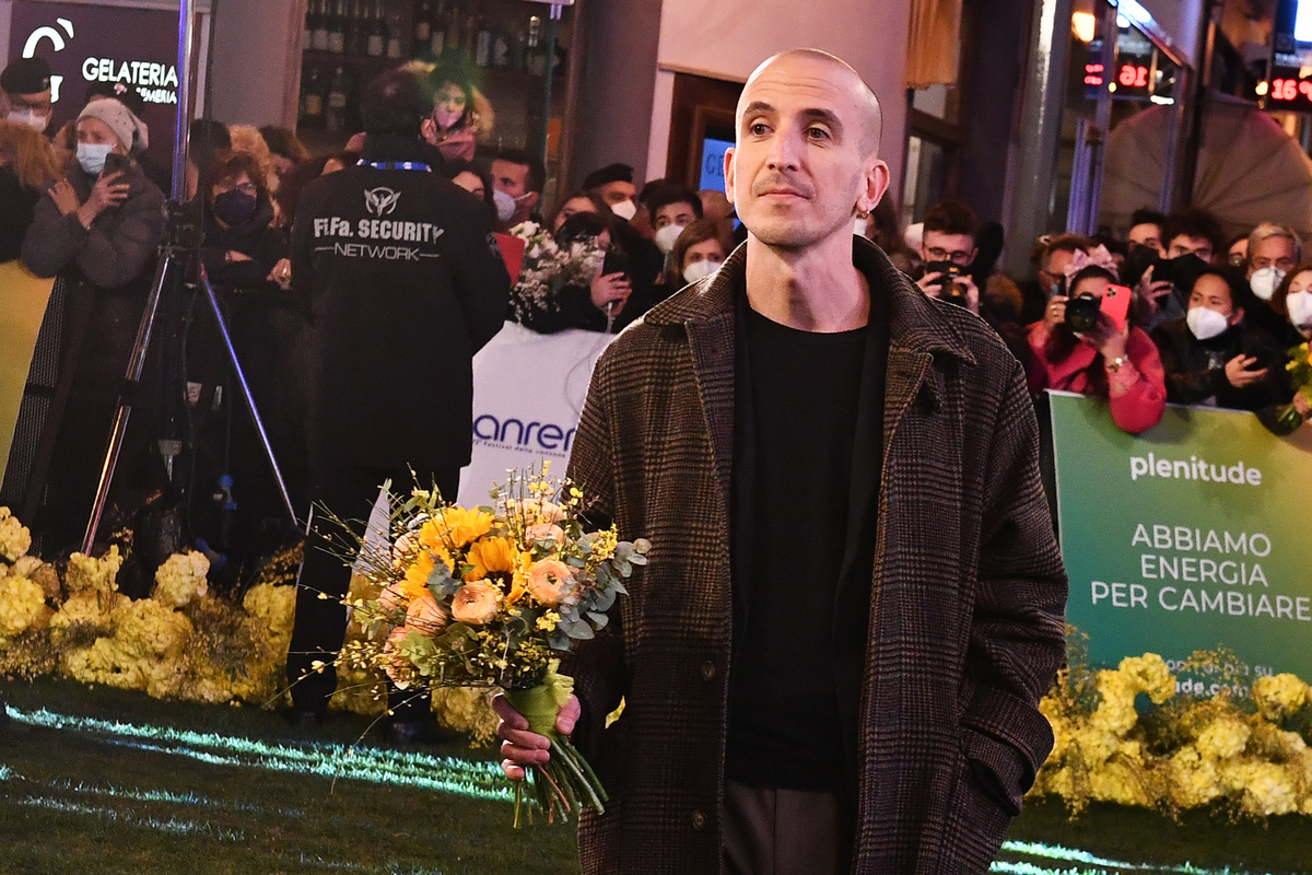 Sanremo, al via il festival. Su Affari la diretta commentata “A Casa di Coso”