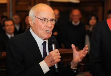 Tito Stagno, addio al giornalista che raccontò lo sbarco sulla Luna
