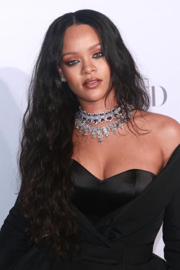 Rihanna incinta, Asap Rocky presto padre: le foto della coppia in dolce attesa
