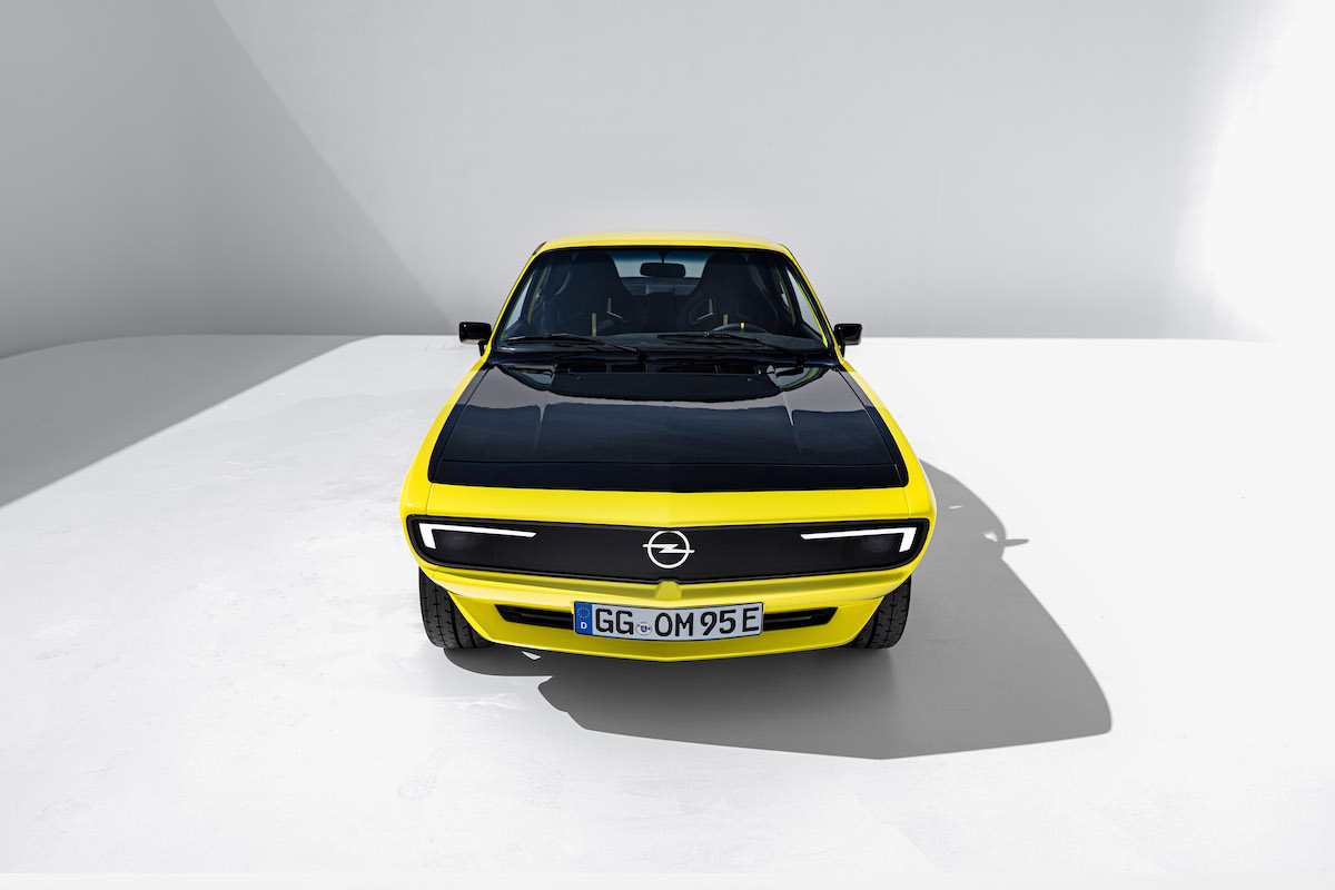 Opel Manta GSe ElektroMOD si aggiudica il  Grand Prix du Festival