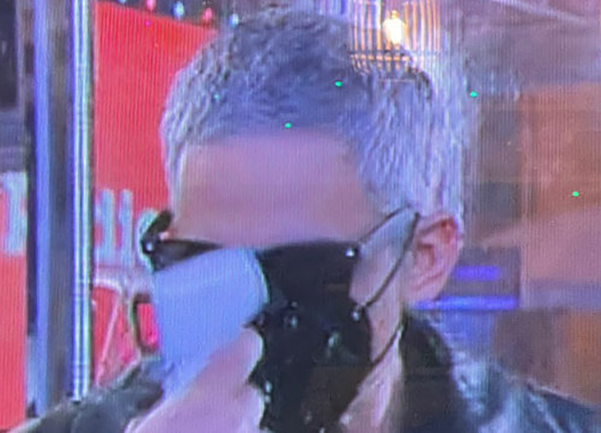 Sanremo 2022, Lucarelli a Fiorello: “Termometro rosso, non poteva entrare” Sanremo 2022, Lucarelli a Fiorello: “Termometro rosso, non poteva entrare”