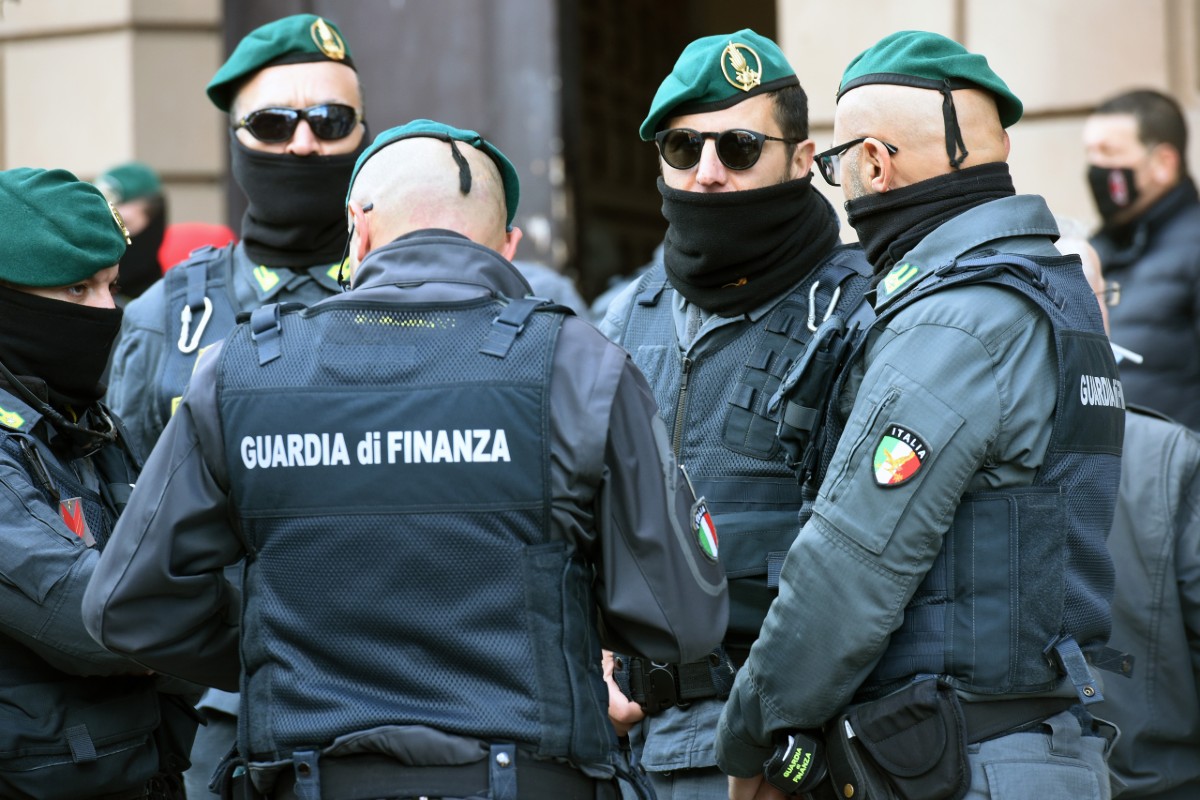 Un mare di cocaina alle porte di Roma: 680 kg nascosti in un camion sloveno