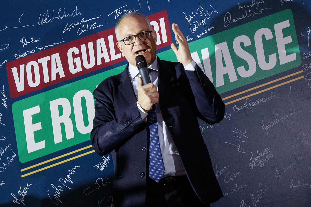 Gualtieri “lo sciupone”: Quasi 1 mln per le elezioni e i 5 Stelle sguazzano