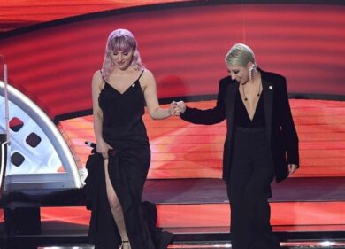Sanremo 2022: Arisa e Malika Ayane, contest per l’inno di Milano Cortina 2026