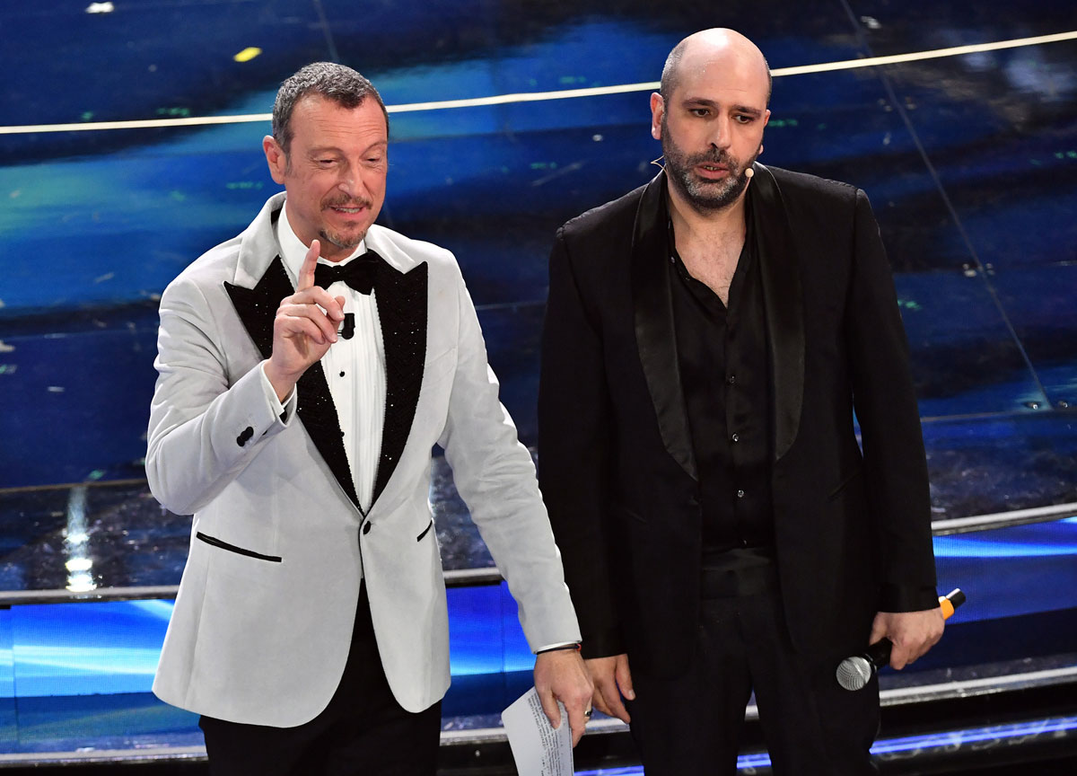 Ascolti Tv, effetto Zalone a Sanremo: seconda serata da record con 55% share