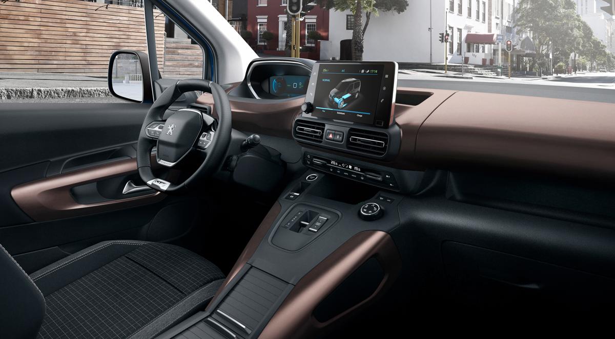 Peugeot Rifter, il multispazio con la vocazione dinamica di un moderno SUV Peugeot Rifter, il multispazio con la vocazione dinamica di un moderno SUV