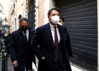 Conte vede Draghi, “M5S compatto”. Pressing per la tregua con Di Maio