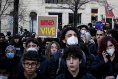 Studenti di nuovo in piazza in tutta Italia, nel nome di Lorenzo Parelli