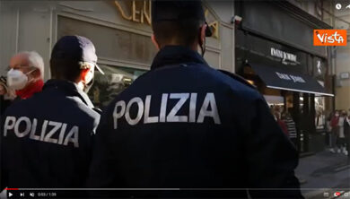 Sanremo 2022, denunciato uomo che produceva pass falsi per l’Ariston
