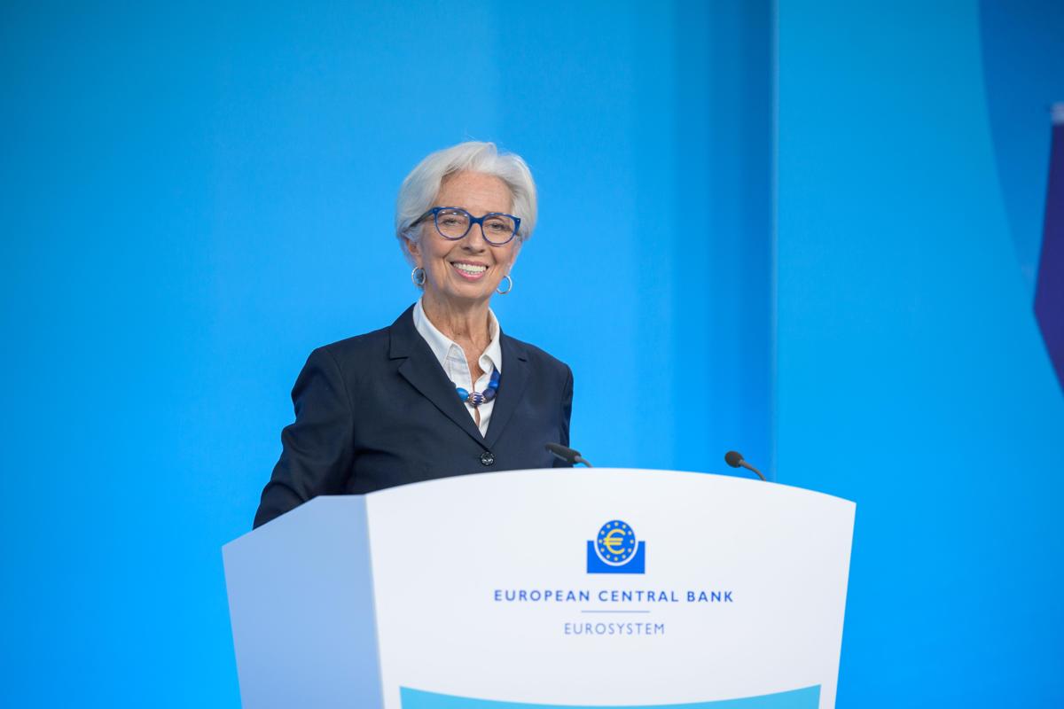 Inflazione, Lagarde: “Al 2% entro il 2023. Ma Goldman vede 2 rialzi dei tassi Inflazione, Lagarde: “Al 2% entro il 2023. Ma Goldman vede 2 rialzi dei tassi