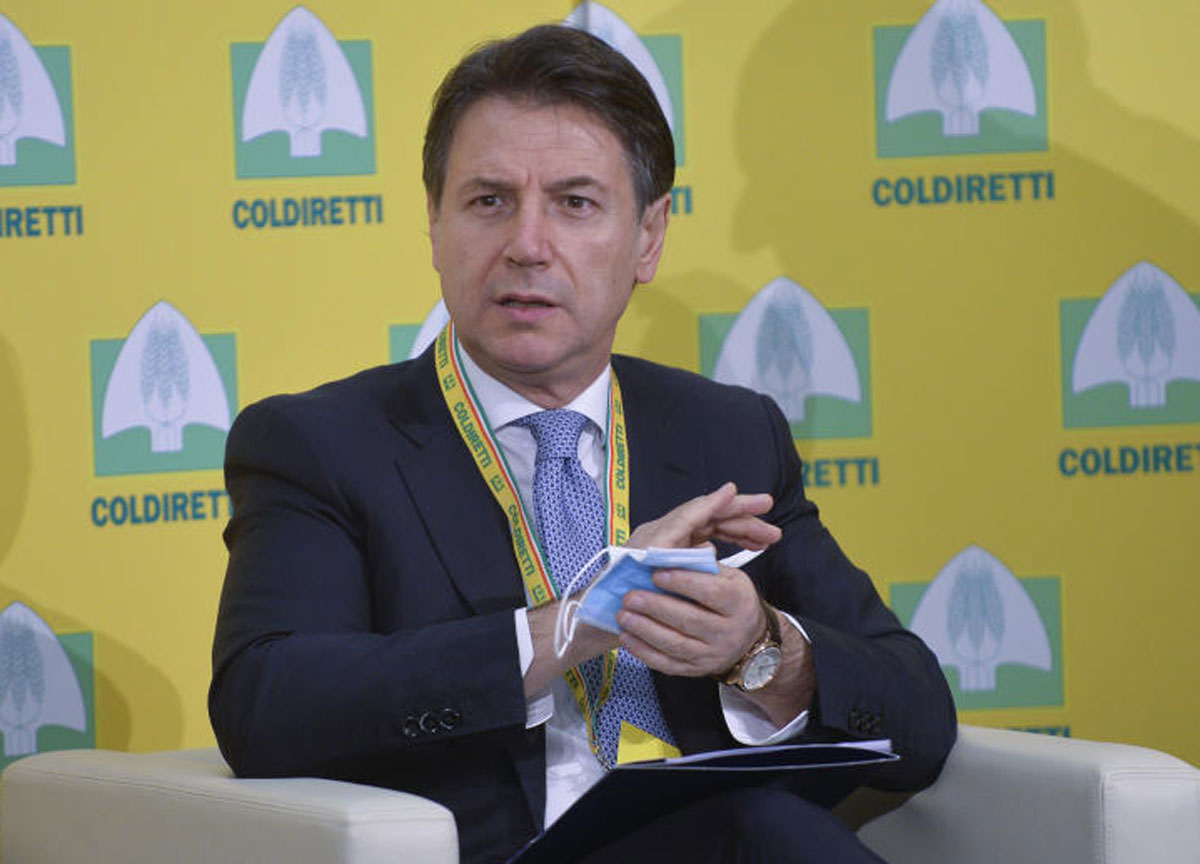 Otto e mezzo, Conte torna da Lilli Gruber: con lui anche Scanzi e Guerzoni Otto e mezzo, Conte torna da Lilli Gruber: con lui anche Scanzi e Guerzoni