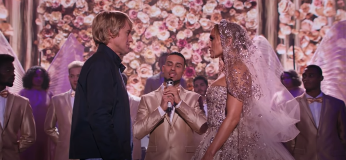 Jennifer Lopez, Marry me: trailer del film, love story con vestiti da favola