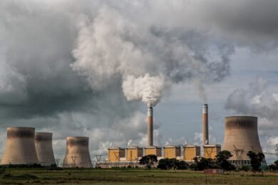 Bollette, il nucleare non salverà gli italiani: il carbone sarà indispensabile