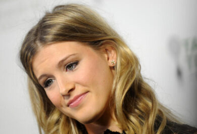 Eugenie Bouchard, tennista verso rientro post infortunio. Le foto in bikini…