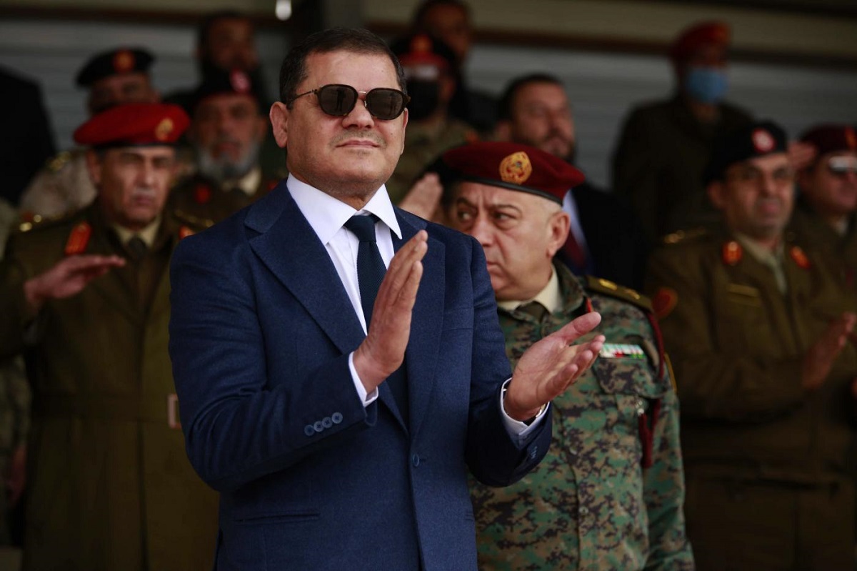 Libia, agguato contro il premier. Abdul Hamid Dbeibah esce illeso Libia, agguato contro il premier. Abdul Hamid Dbeibah esce illeso