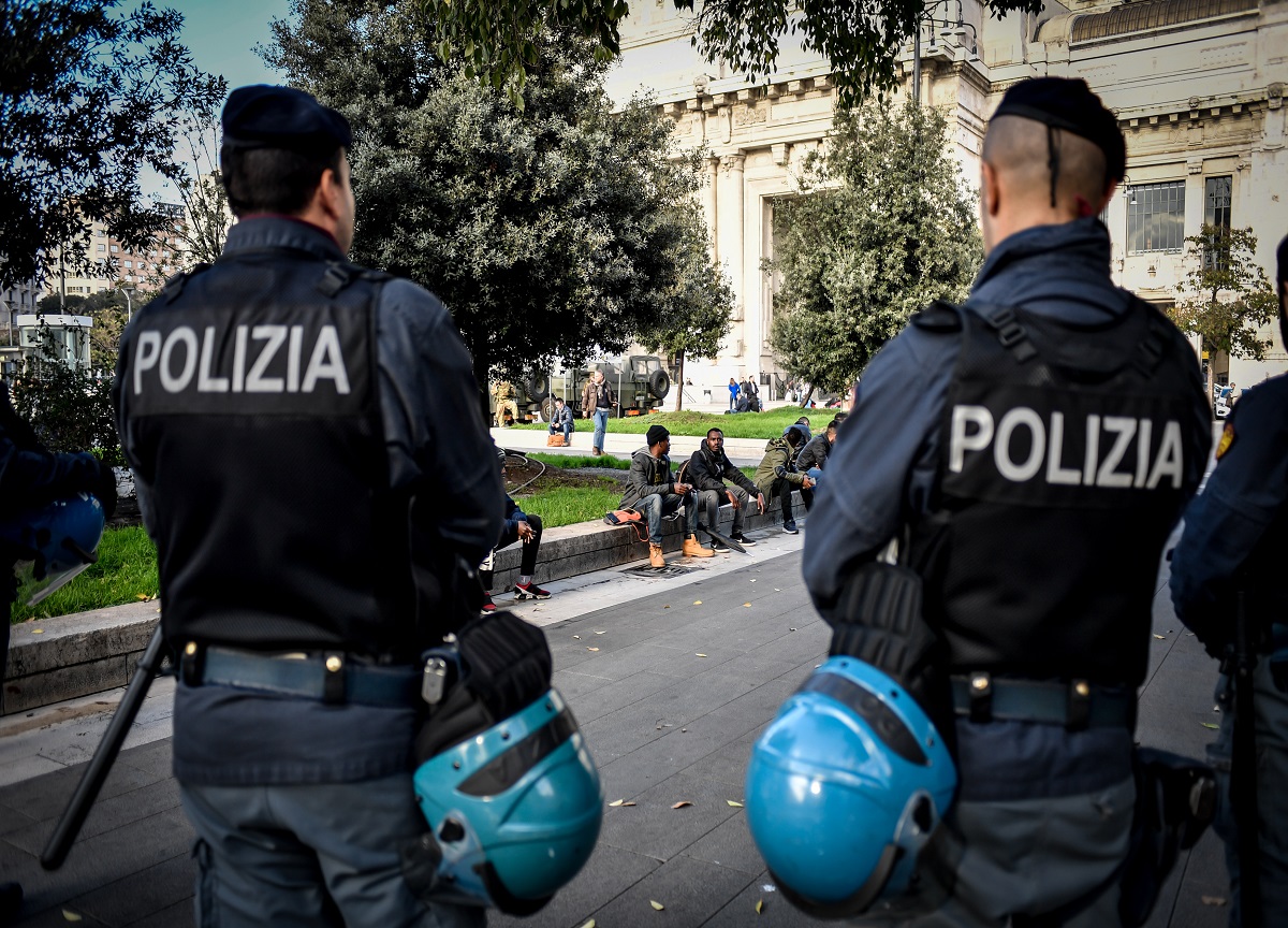 Body Cam per la polizia, ma senza riconoscimento facciale. Il caso Abruzzo Body Cam per la polizia, ma senza riconoscimento facciale. Il caso Abruzzo